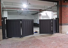 重庆某公司负一楼办公区安装隔断折叠门