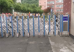 重庆渝北盛景天下小学铝合金电动无轨伸缩门及LED显示屏安装方案